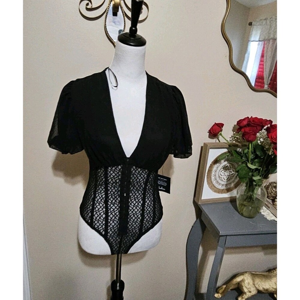 Lulus-Women's Mesh Puff Sleeve Bodysuit-Black/size Length: 21"​ Pit to pit 16 - Picture 5 of 15